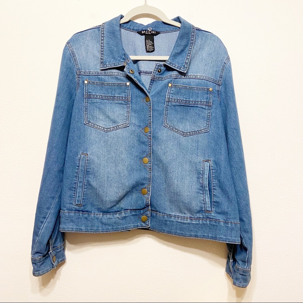 Baccini Light/Medium Wash Snap Button Jean Jacket
